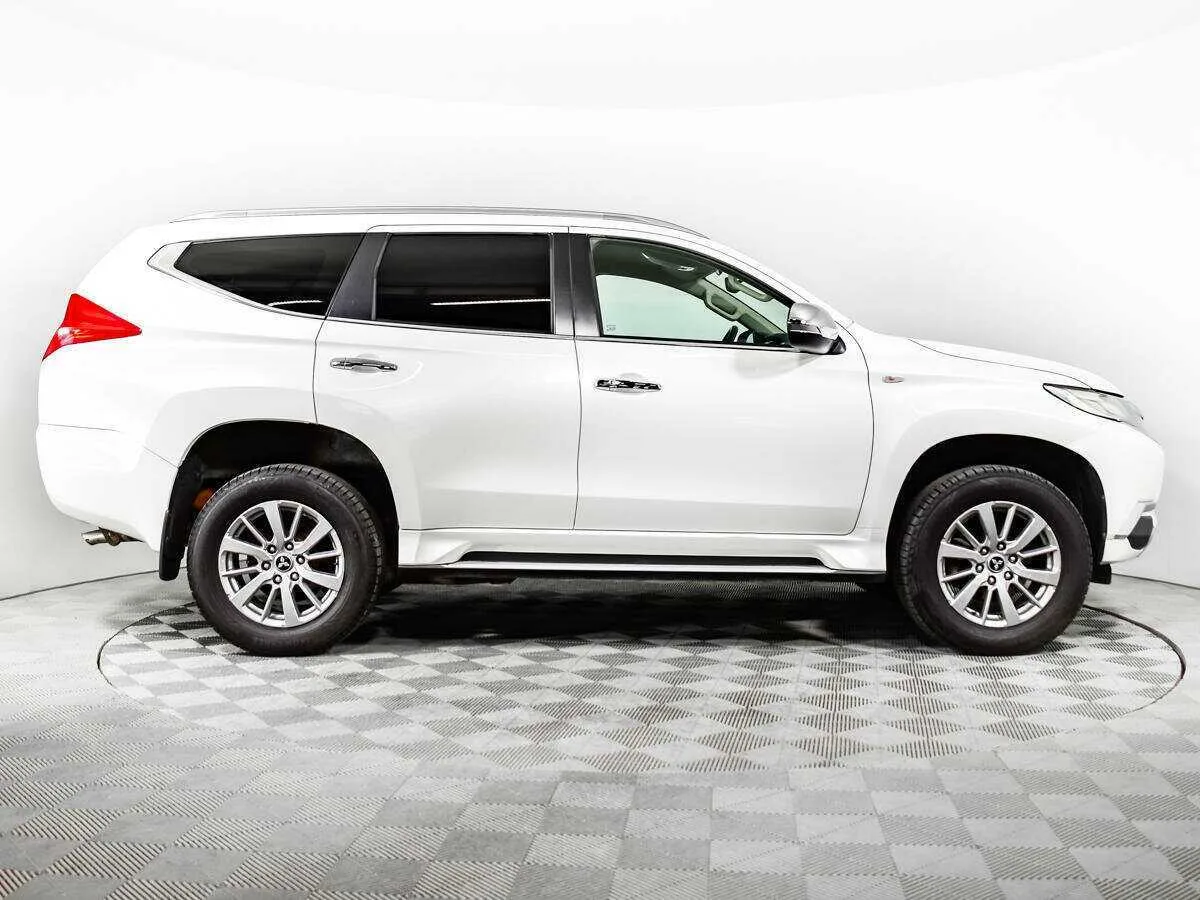 Mitsubishi Pajero Sport