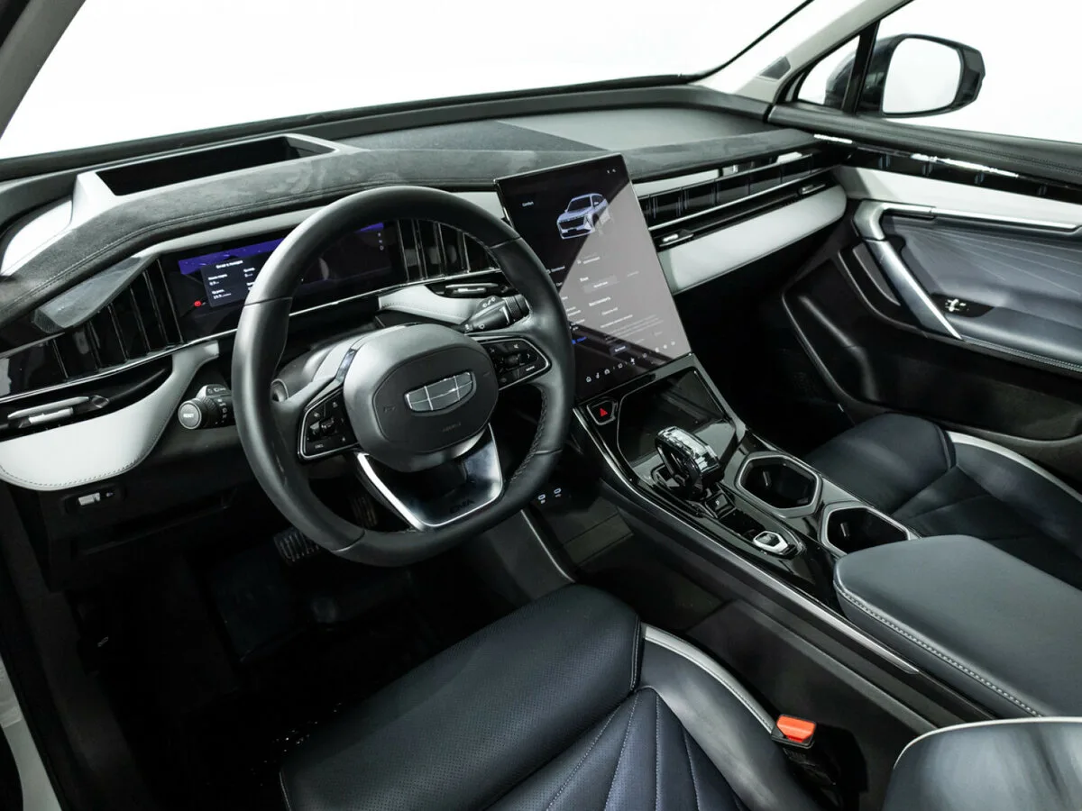 Geely Atlas