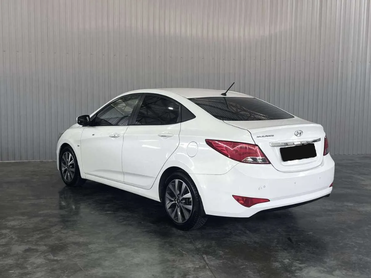 Hyundai Solaris
