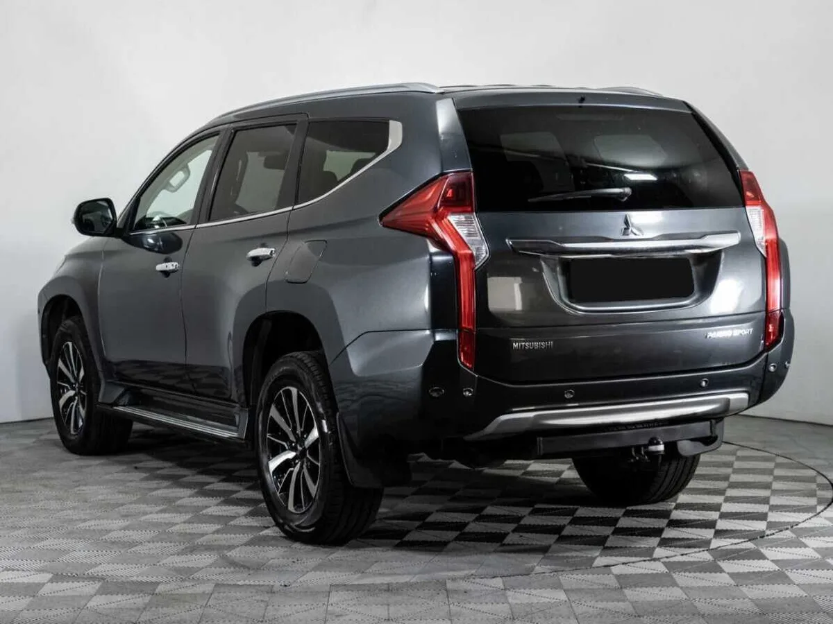 Mitsubishi Pajero Sport