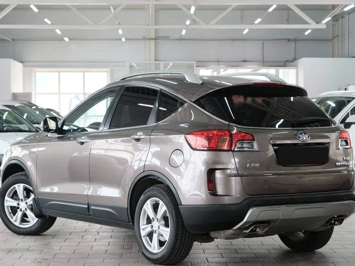 FAW Besturn X80
