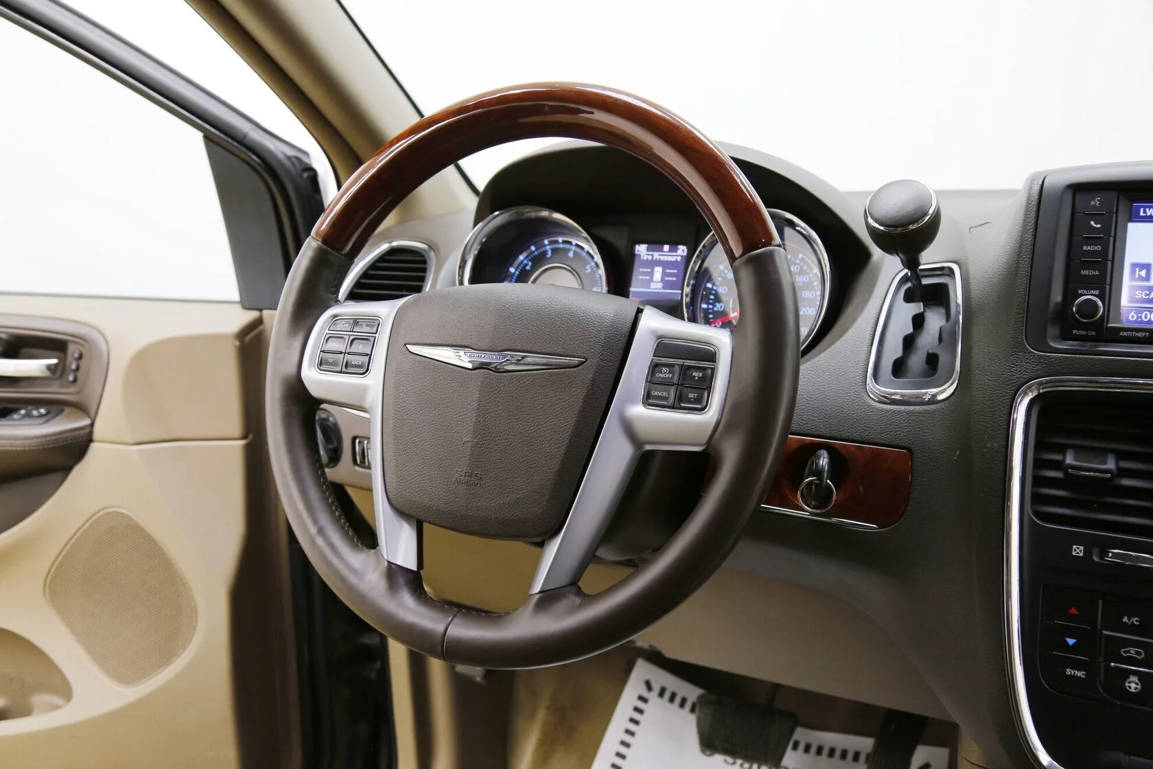 Chrysler Voyager