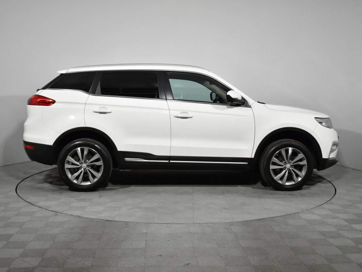 Geely Atlas