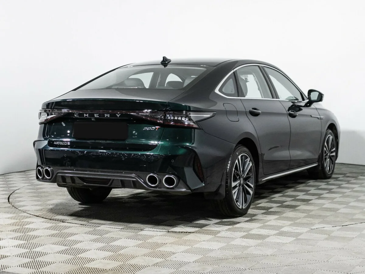 Chery Arrizo 8