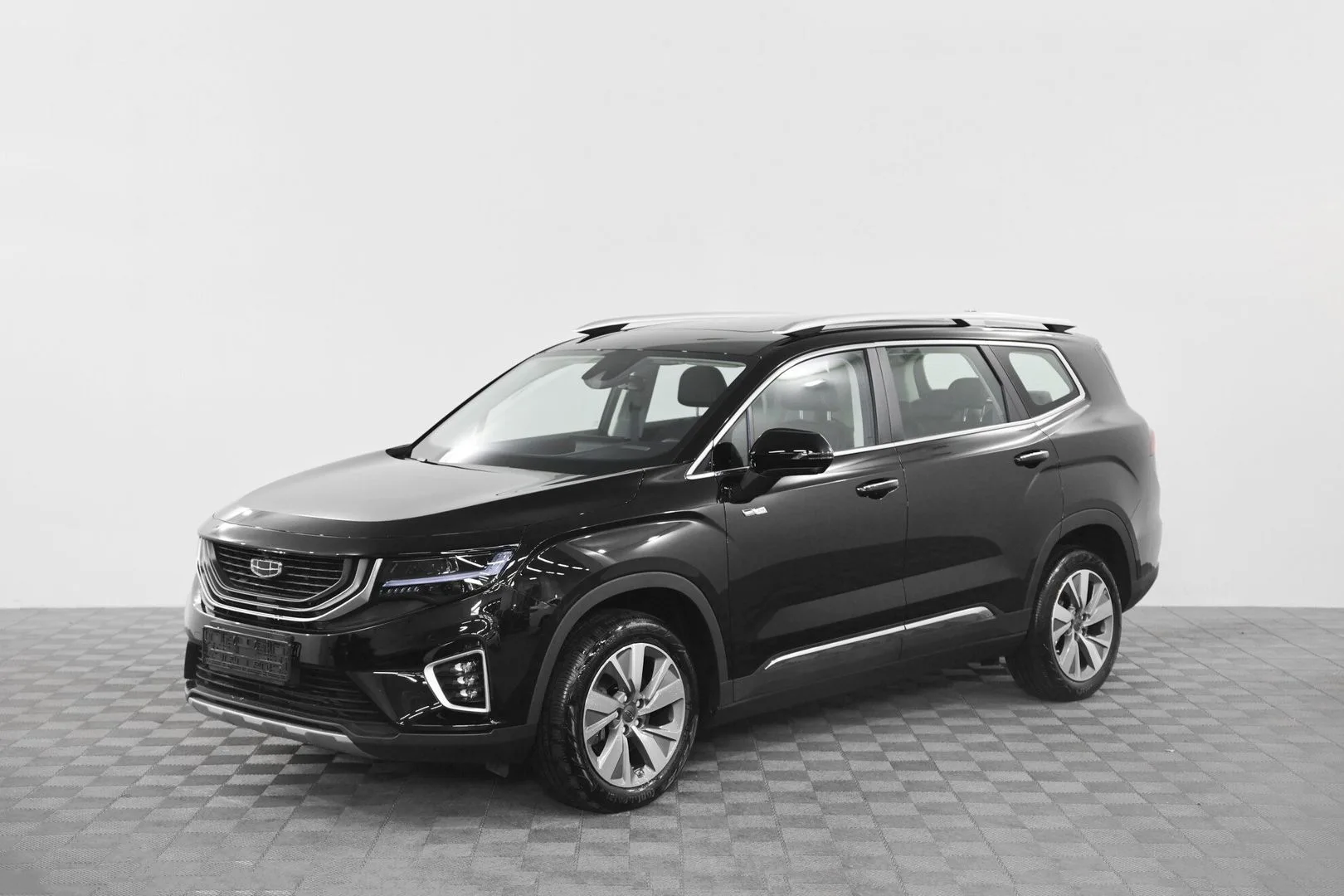 Geely Okavango