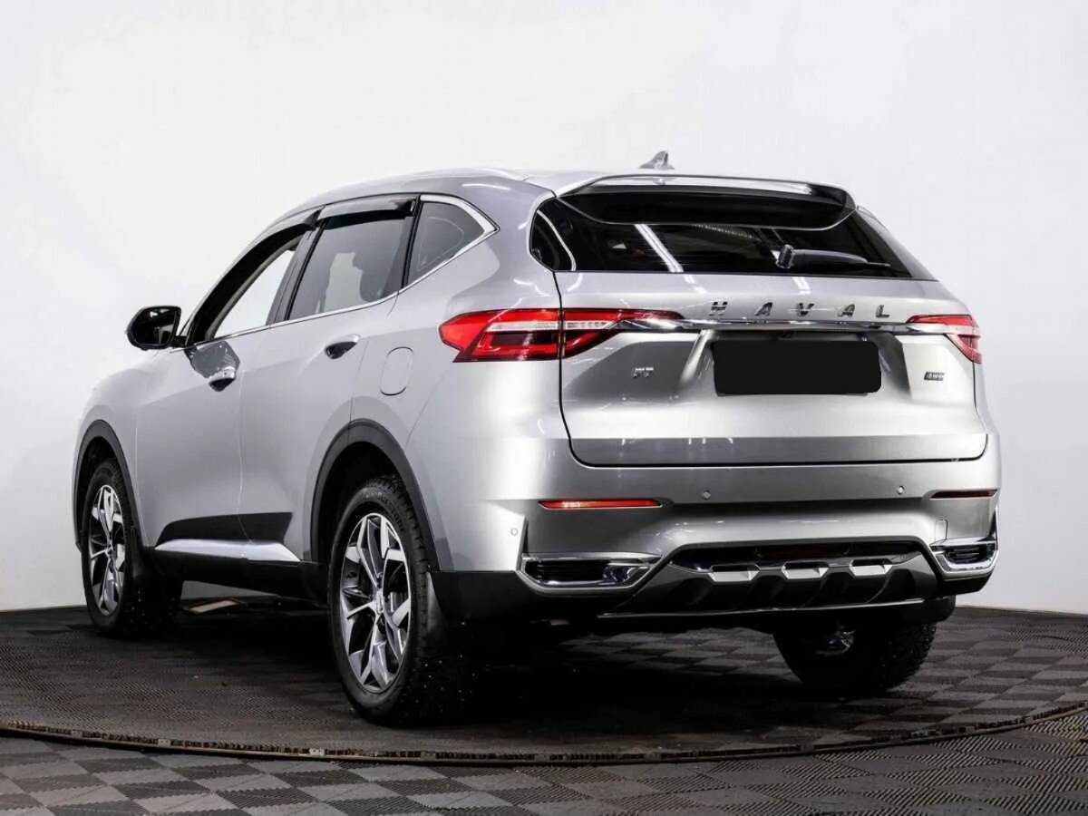 Haval F7