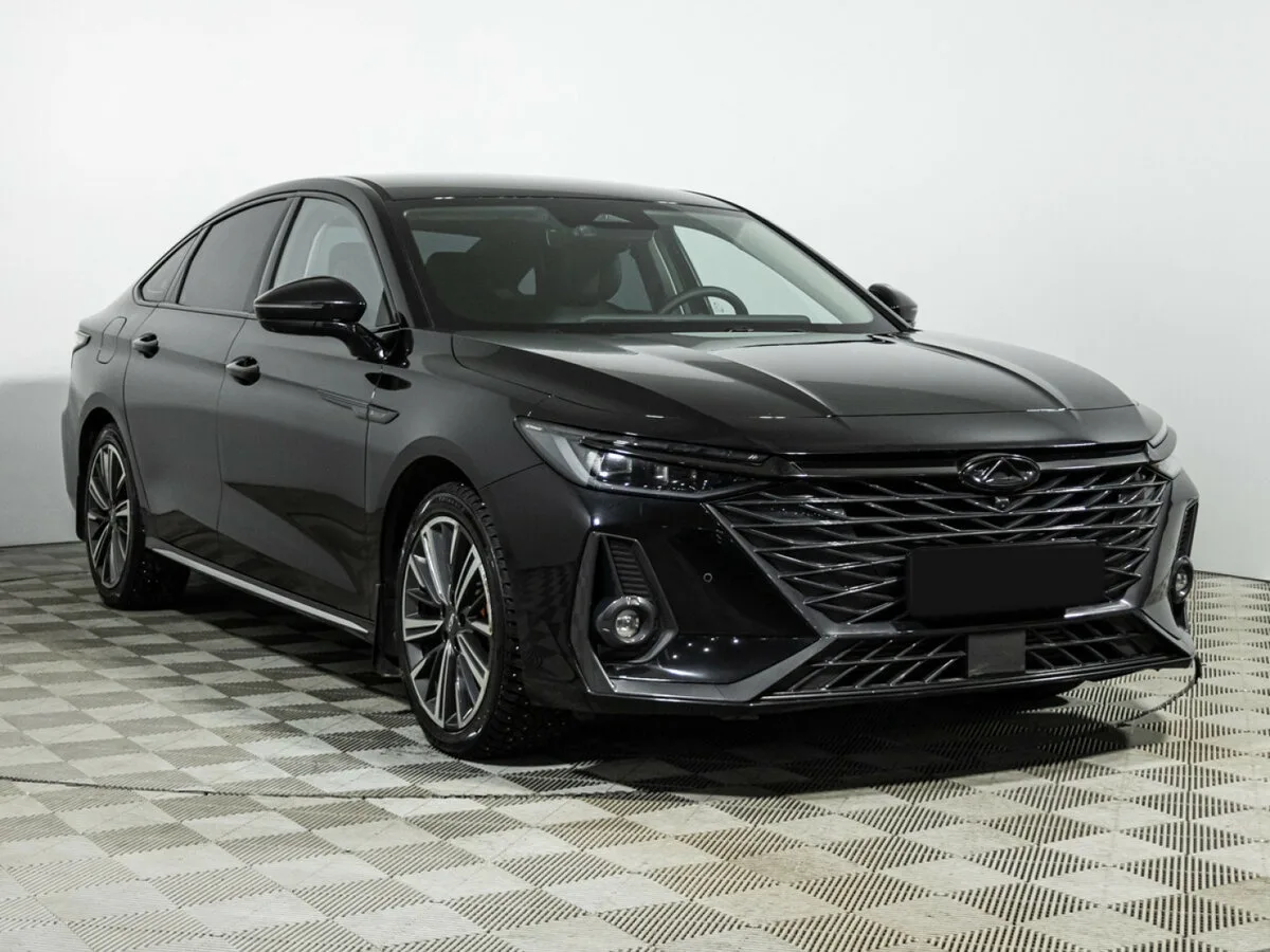 Chery Arrizo 8
