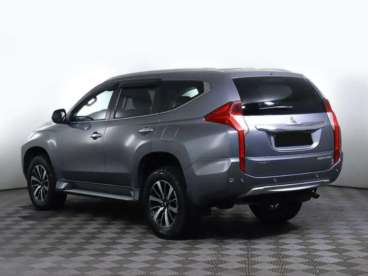 Mitsubishi Pajero Sport