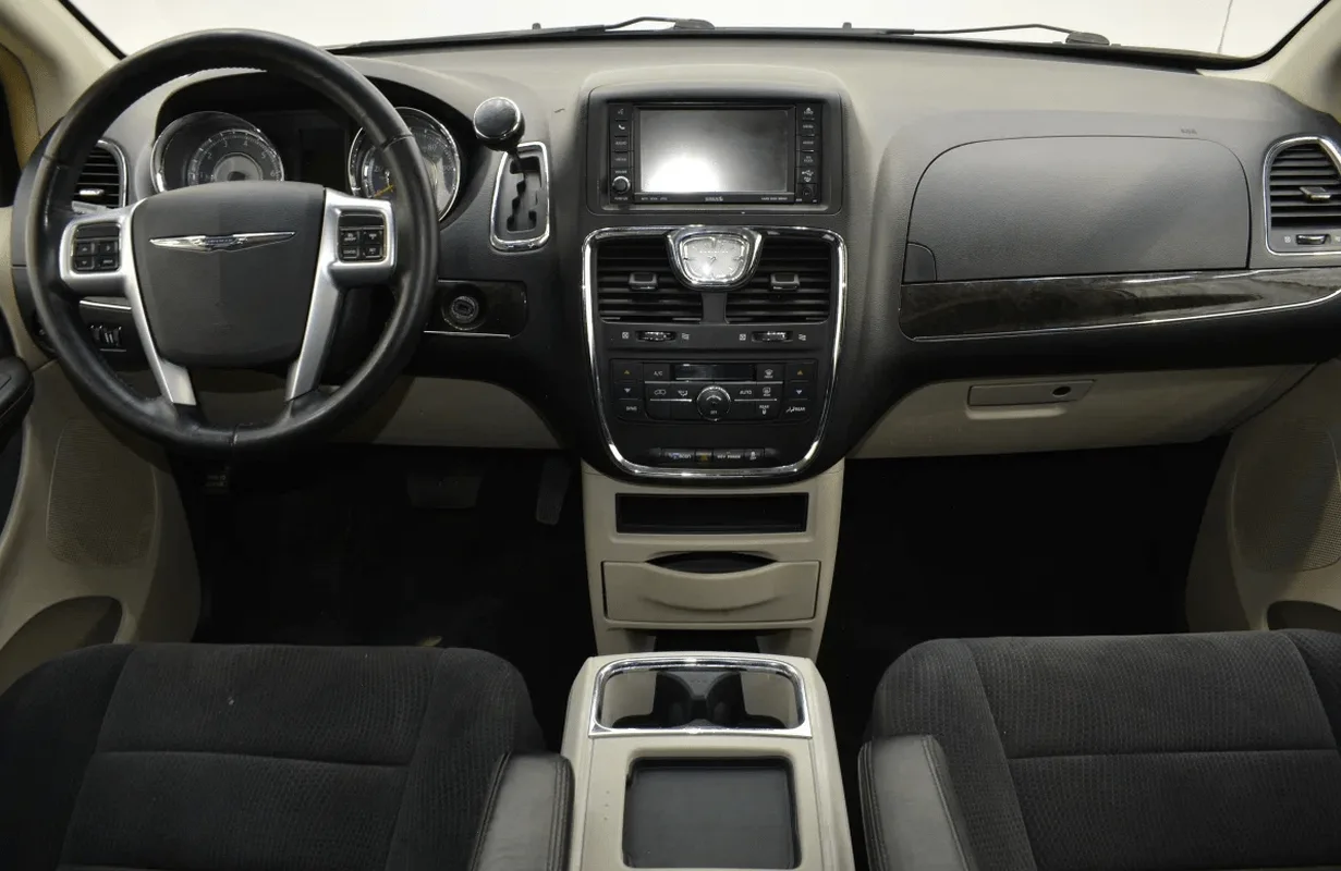 Chrysler Town &amp; Country