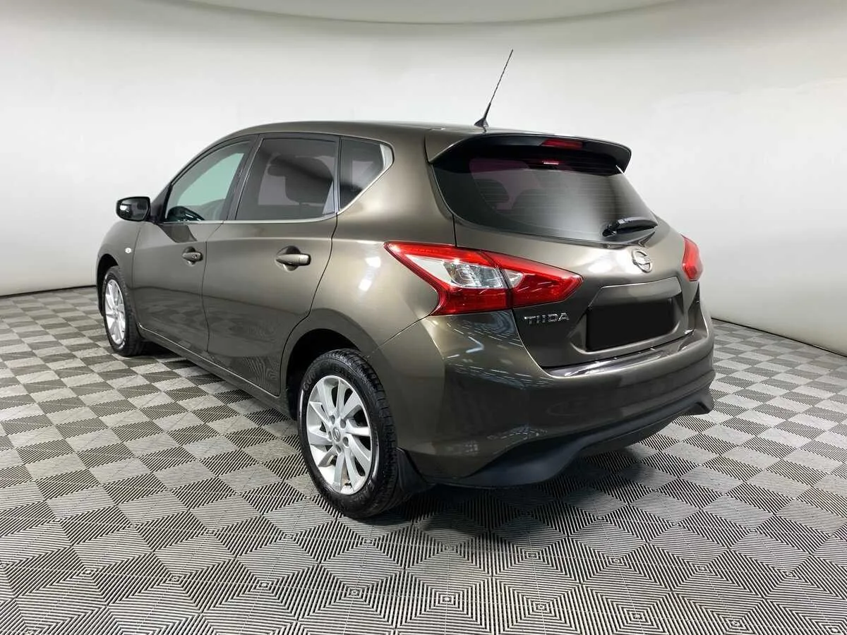 Nissan Tiida