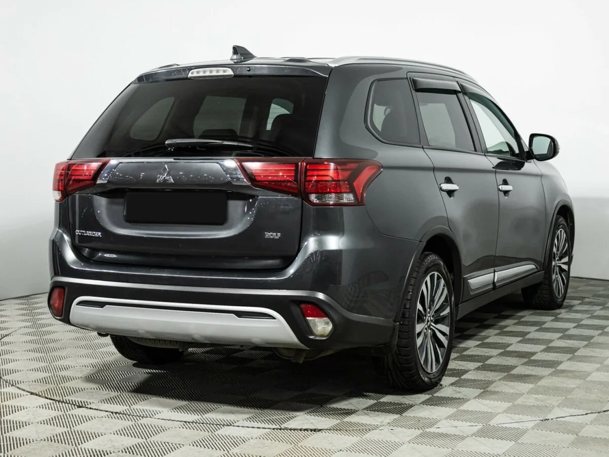 Mitsubishi Outlander