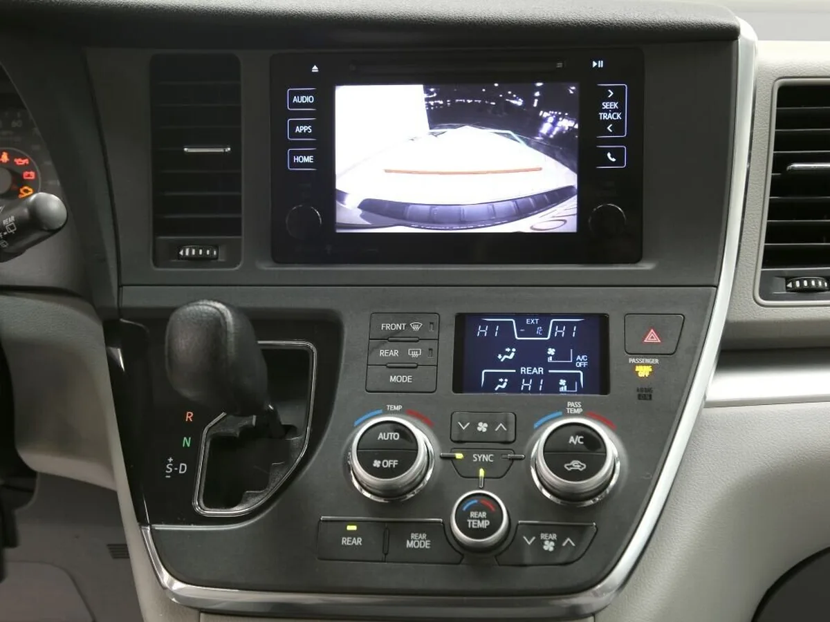 Toyota Sienna