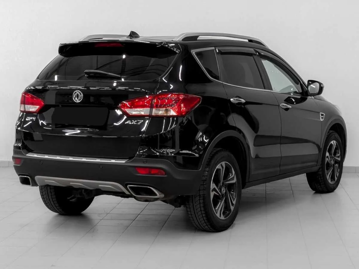 Dongfeng AX7