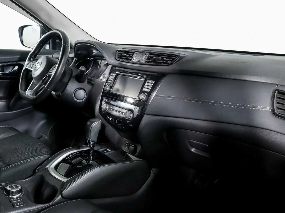 Nissan X Trail