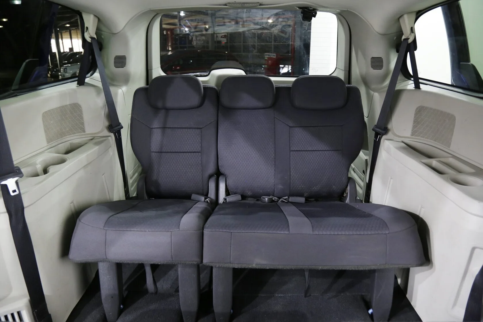 Dodge Caravan