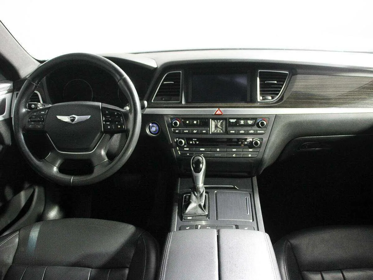 Hyundai Genesis