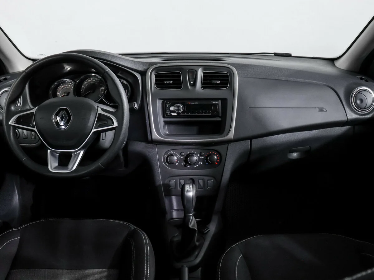 Renault Logan