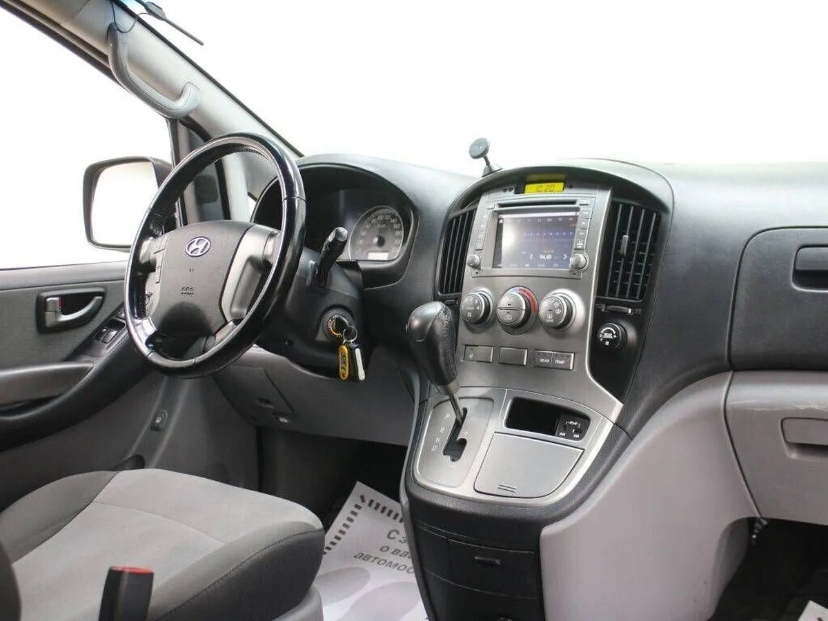 Hyundai H-1