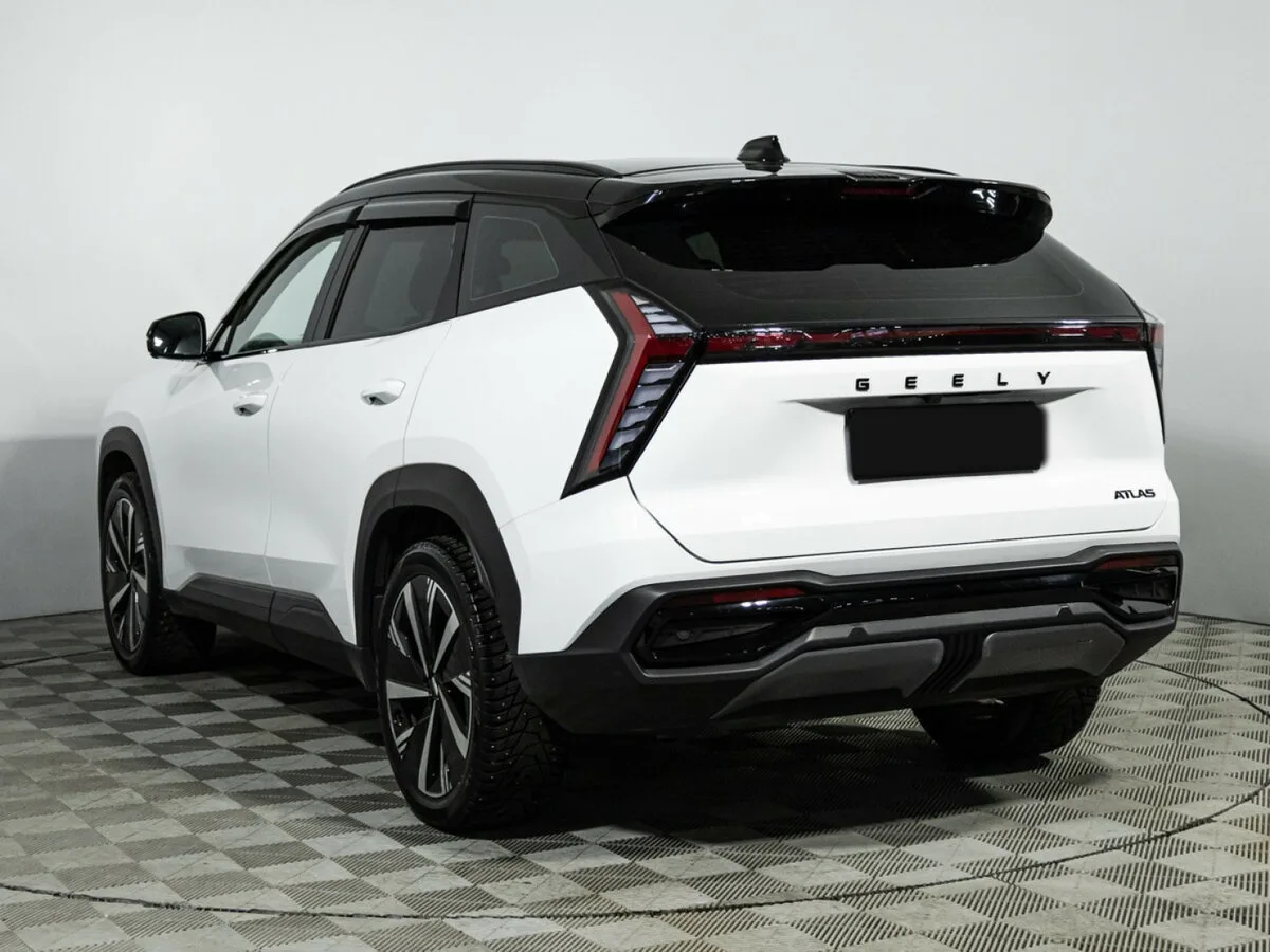 Geely Atlas