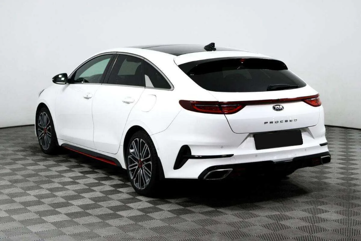 Kia Proceed