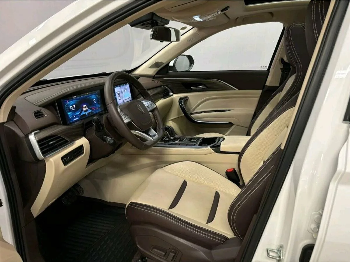 FAW Bestune T77