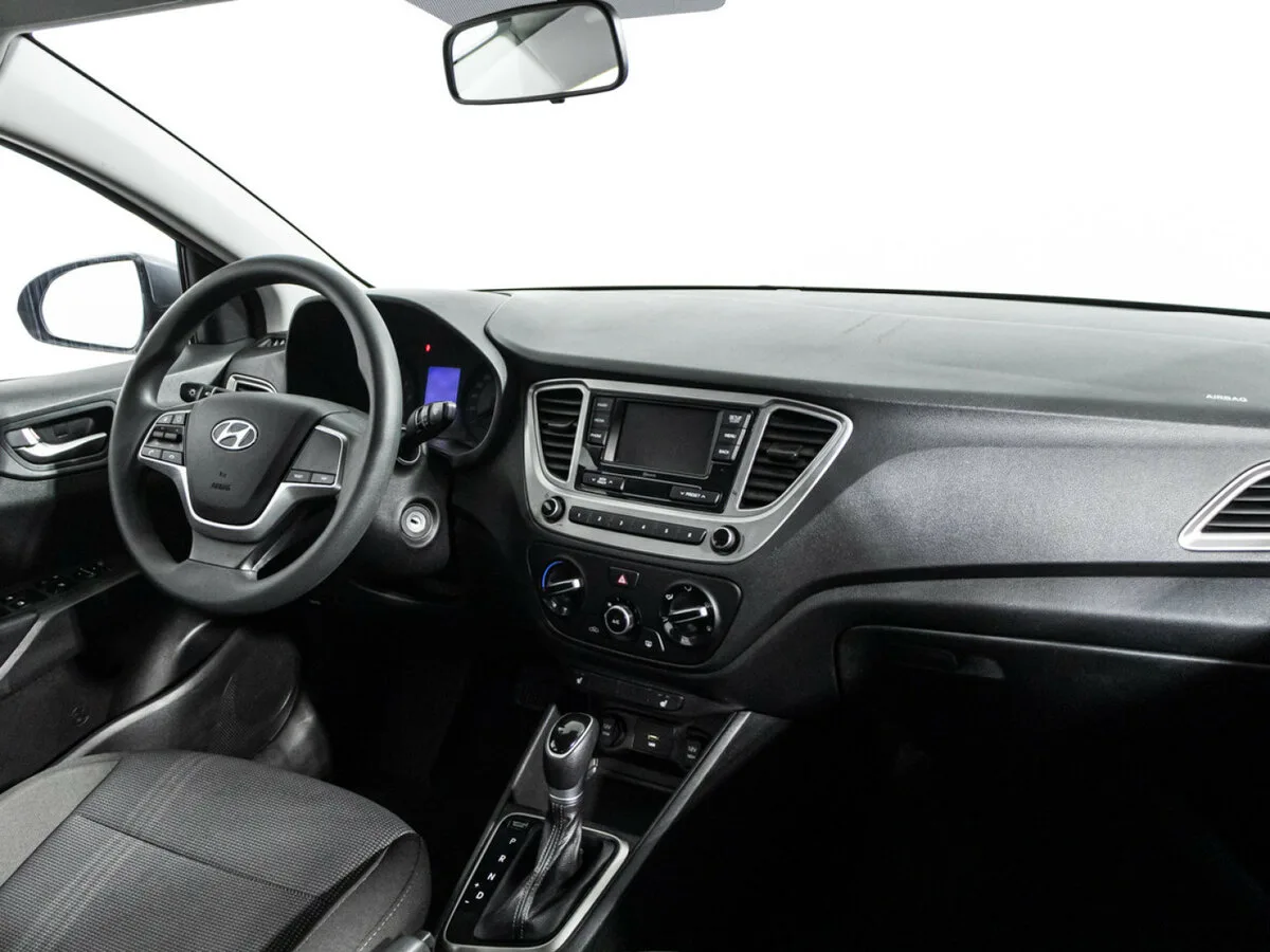 Hyundai Solaris
