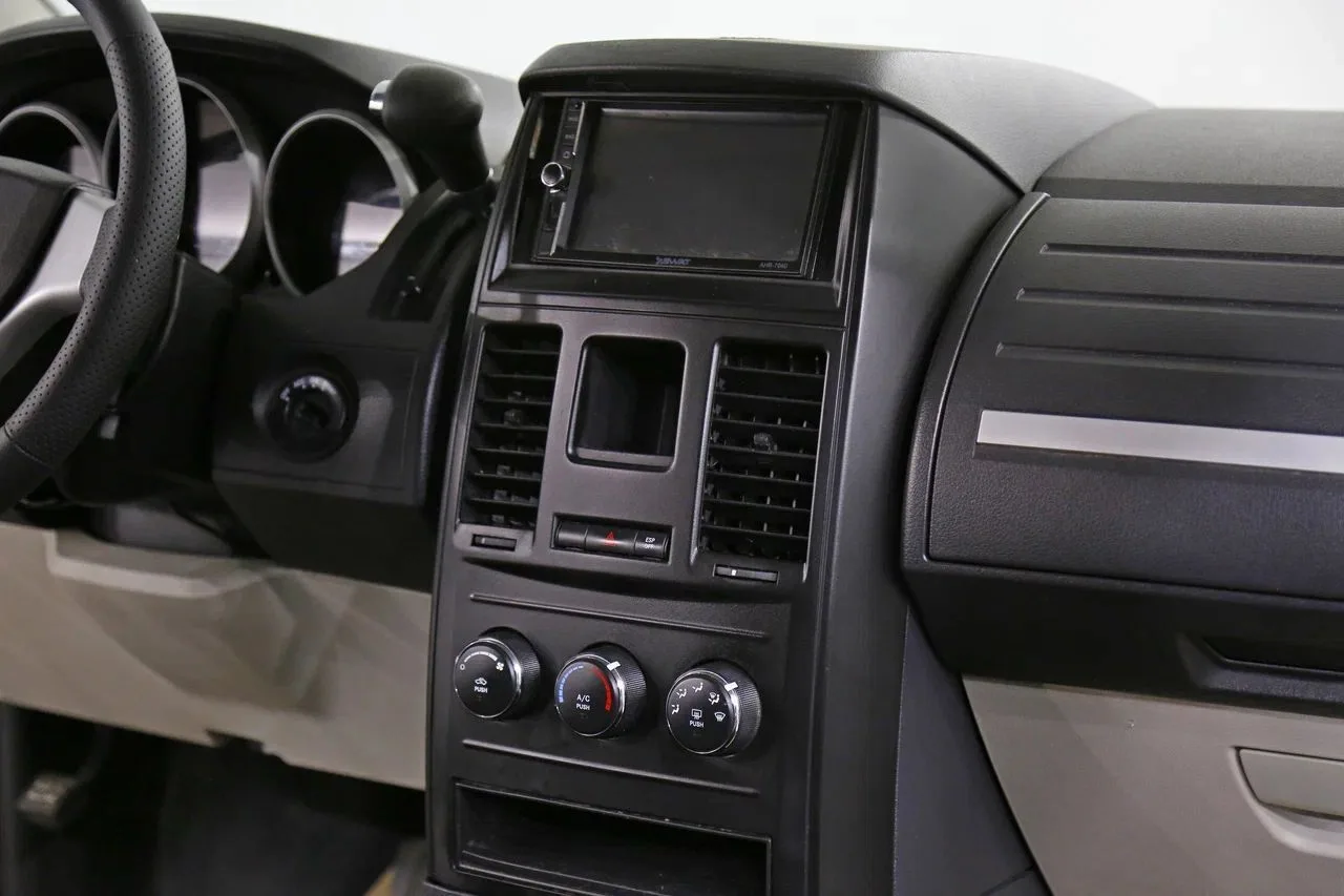 Dodge Caravan