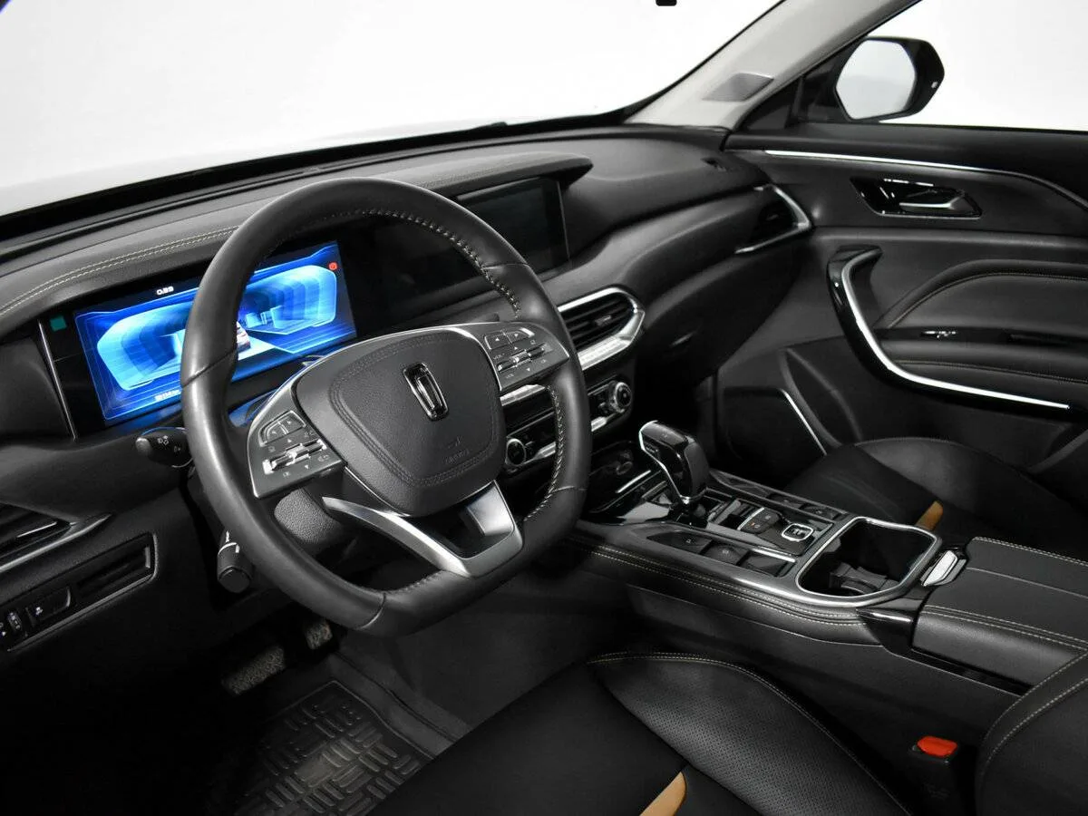FAW Bestune T77