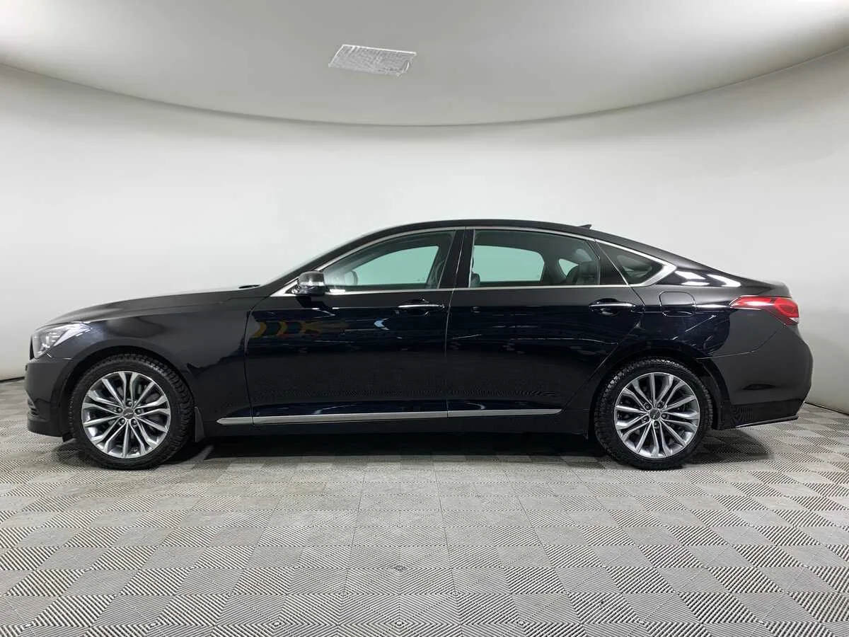 Hyundai Genesis