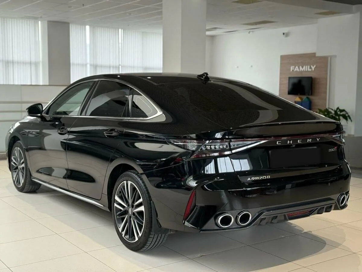 Chery Arrizo 8