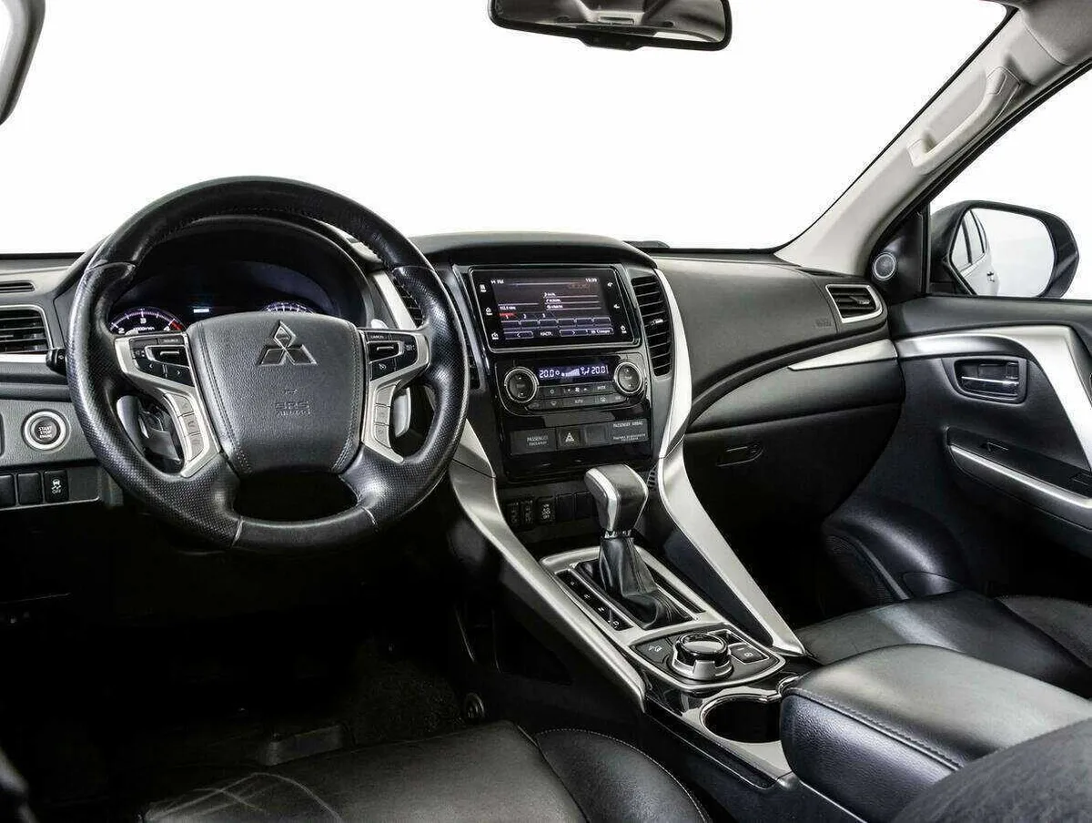 Mitsubishi Pajero Sport