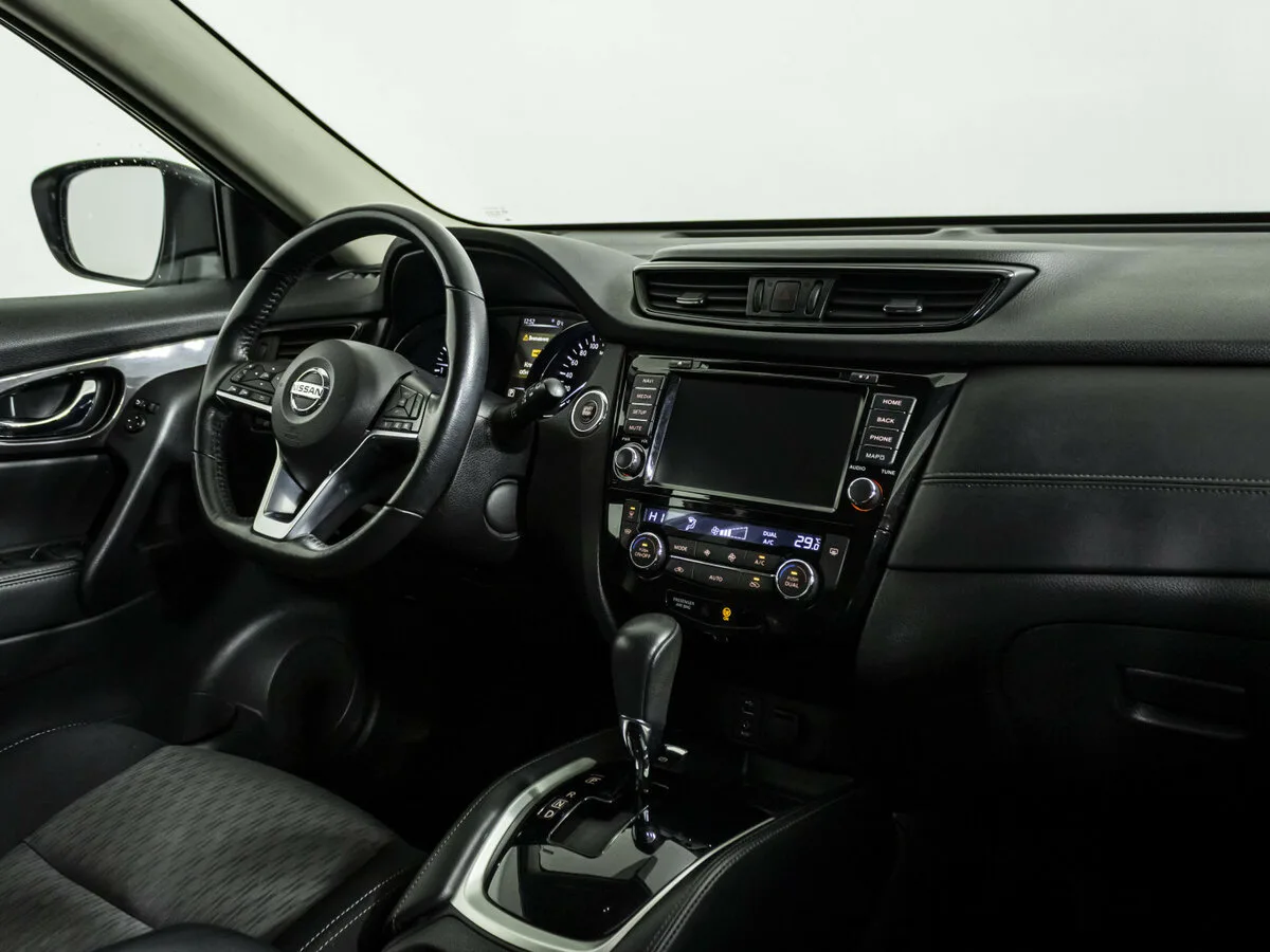 Nissan X Trail