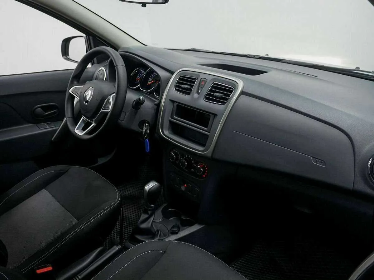 Renault Logan