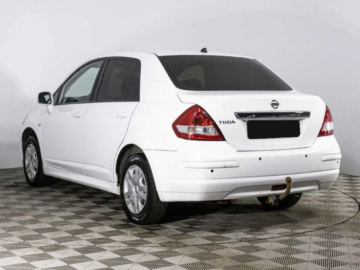 Nissan Tiida