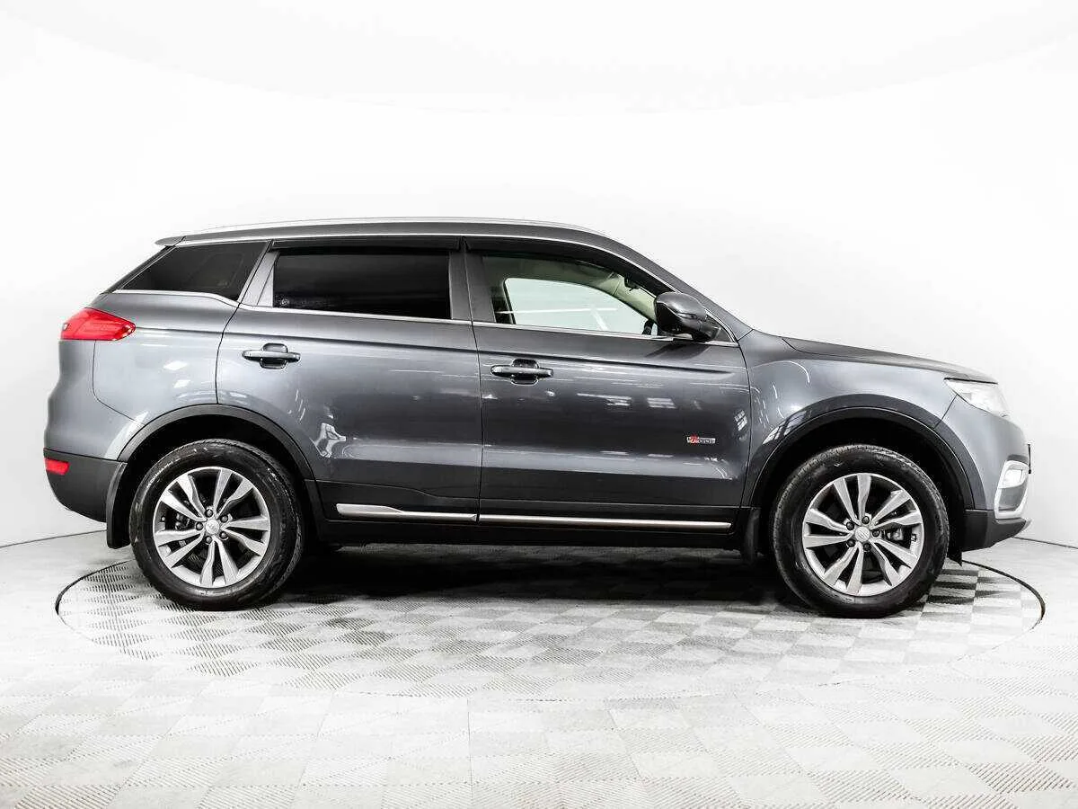 Geely Atlas
