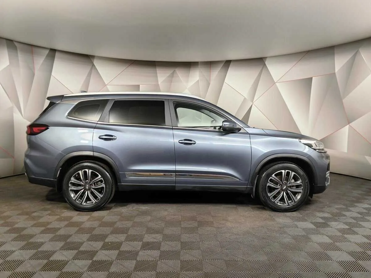 Chery Tiggo 8