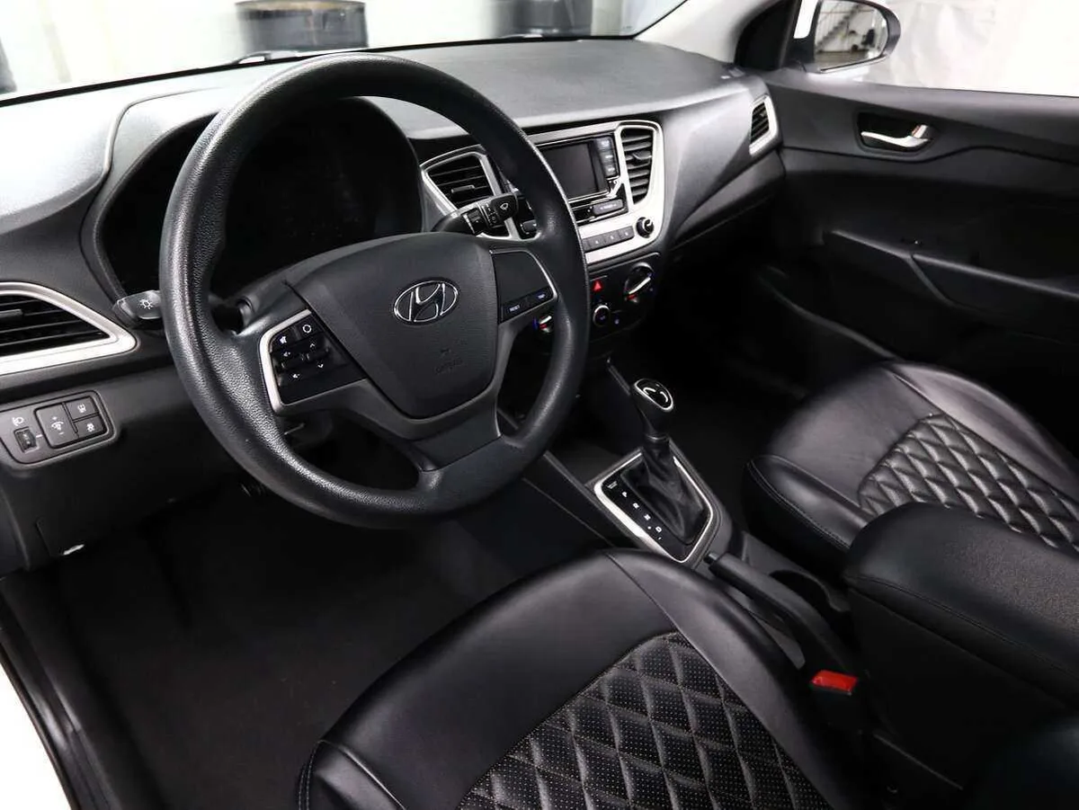 Hyundai Solaris
