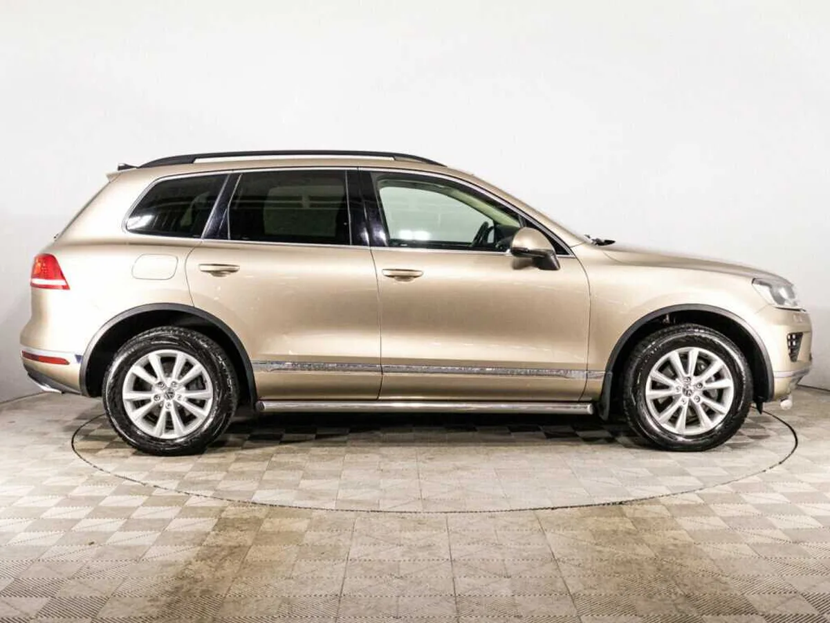 Volkswagen Touareg