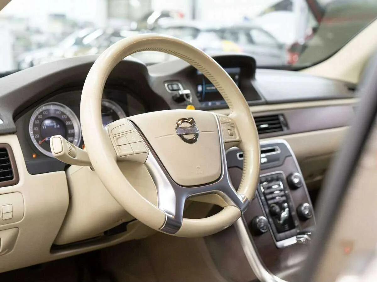 Volvo XC70