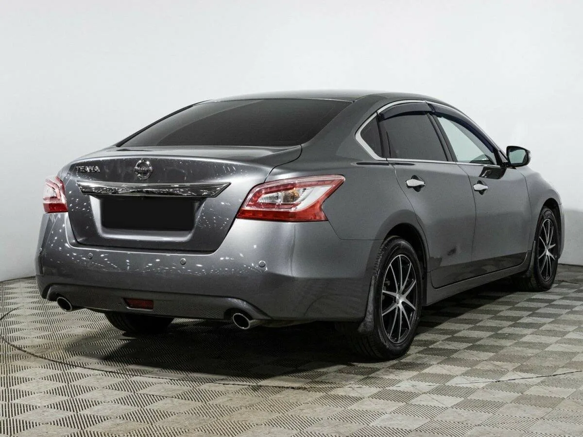 Nissan Teana
