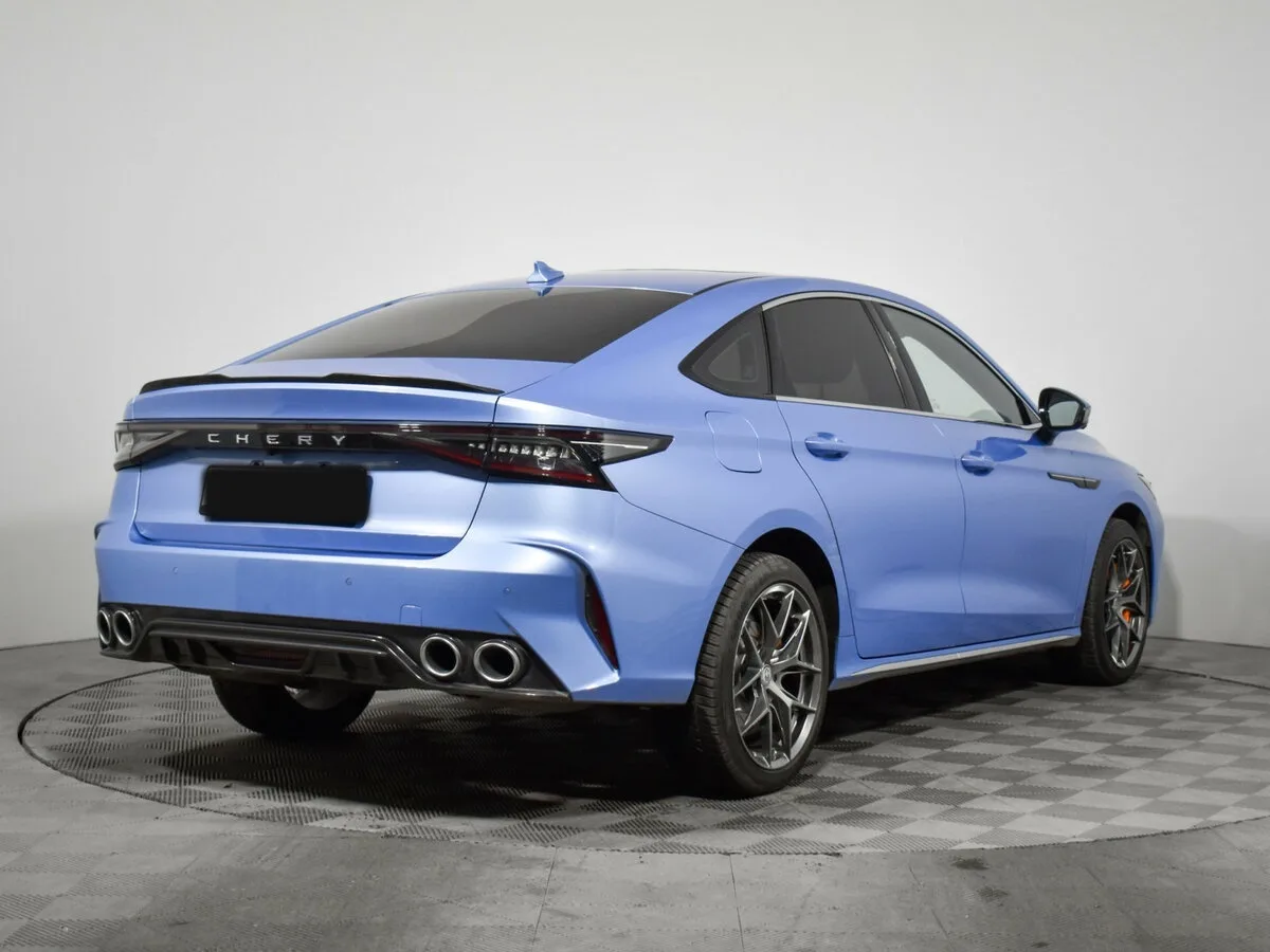 Chery Arrizo 8