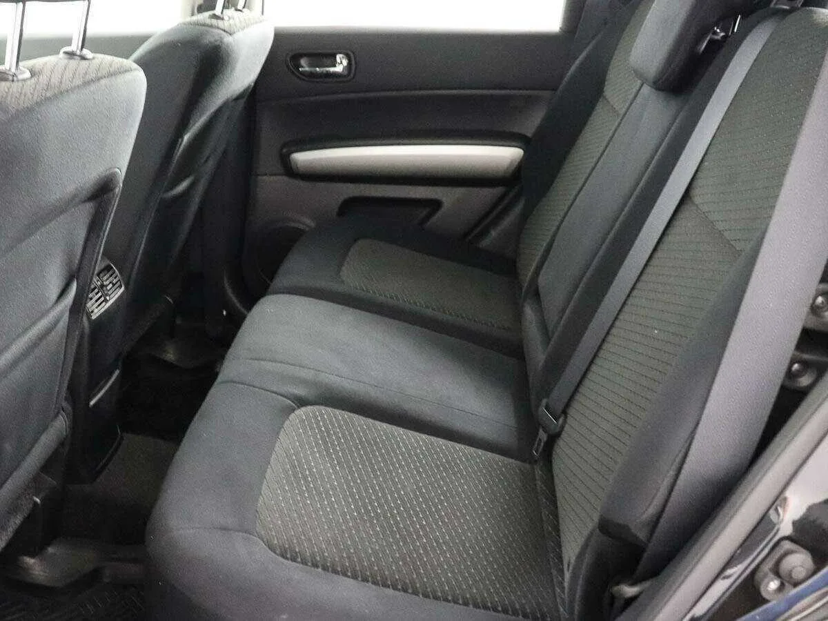 Nissan X Trail