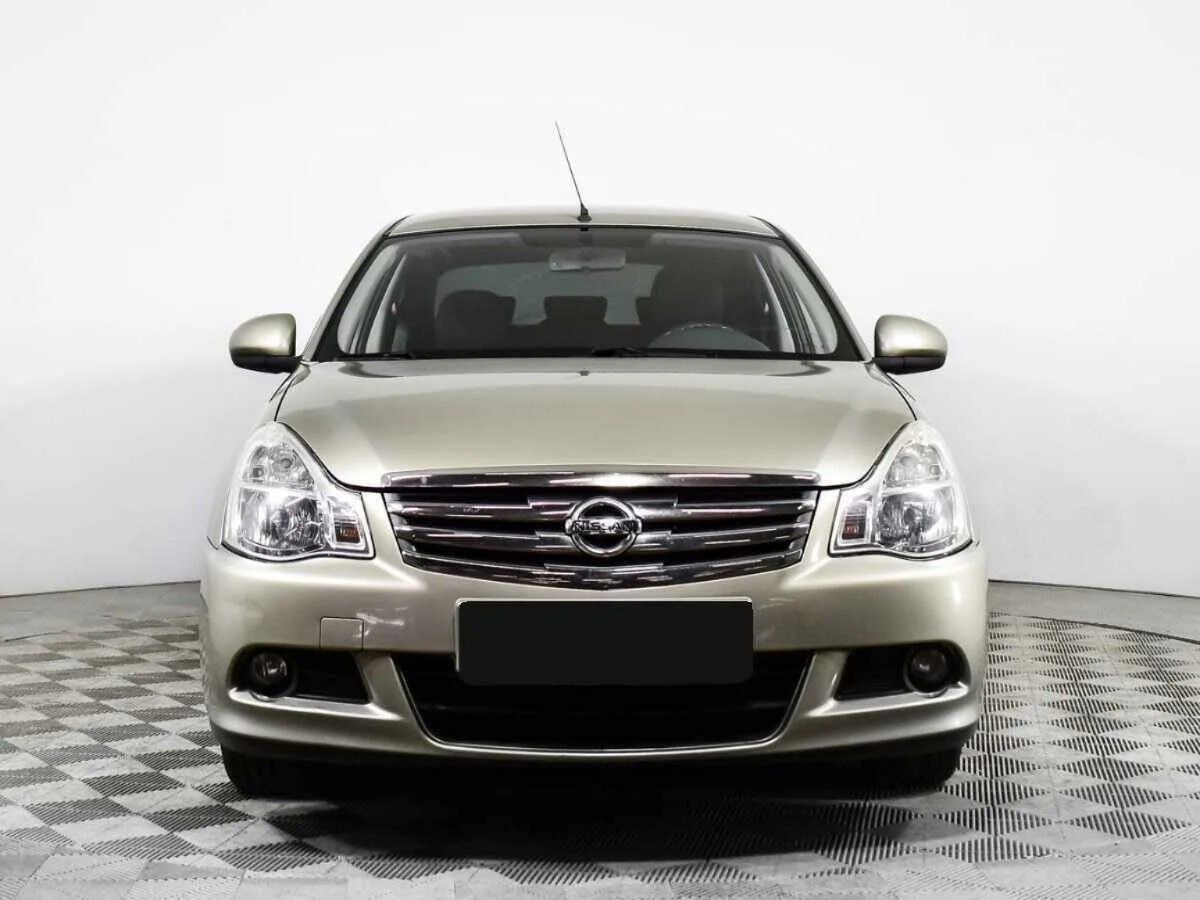 Nissan Almera