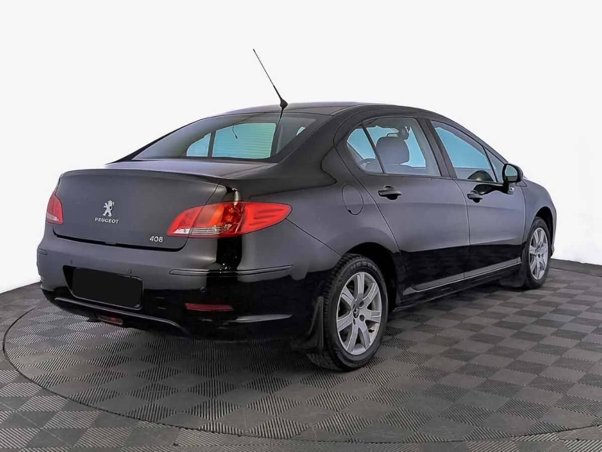 Peugeot 408