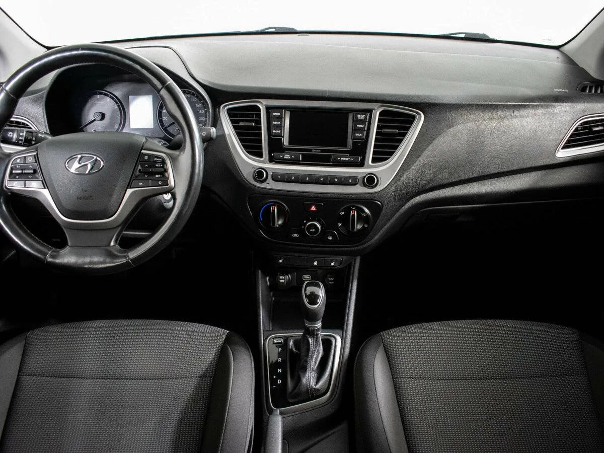 Hyundai Solaris