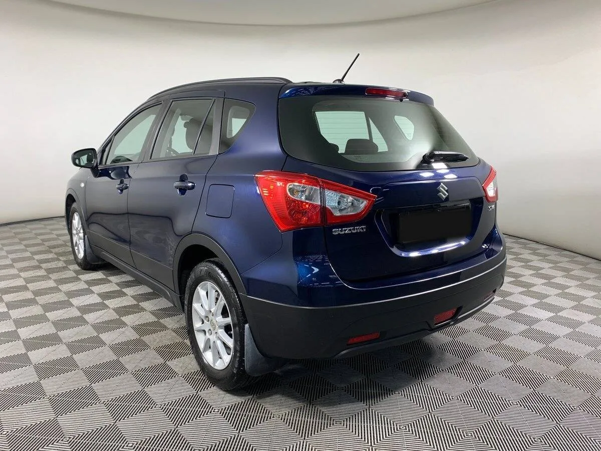 Suzuki SX4