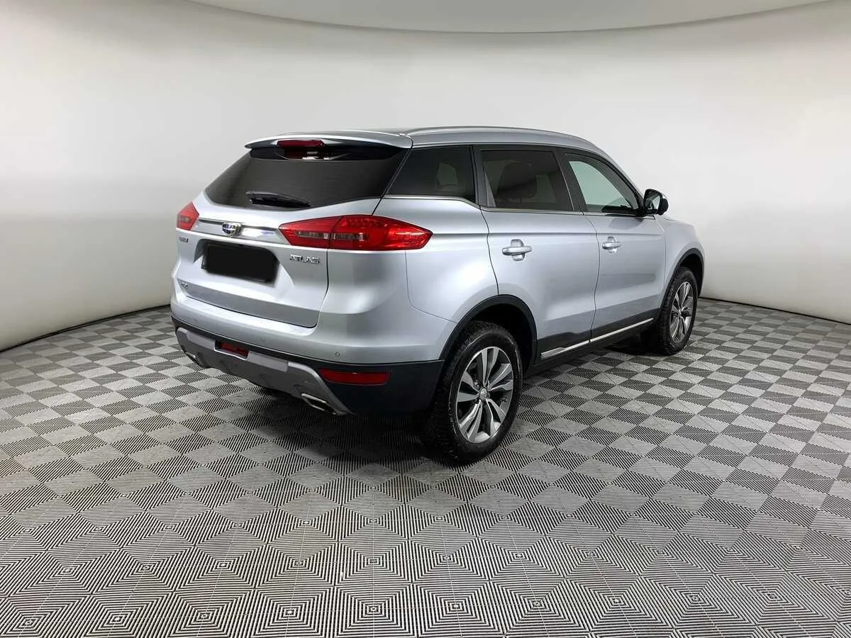 Geely Atlas