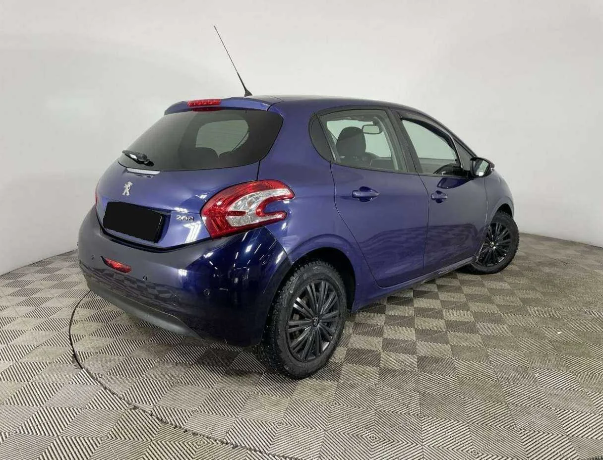 Peugeot 208