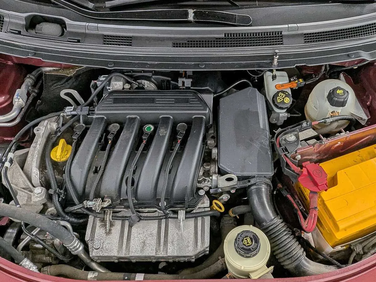 Nissan Almera