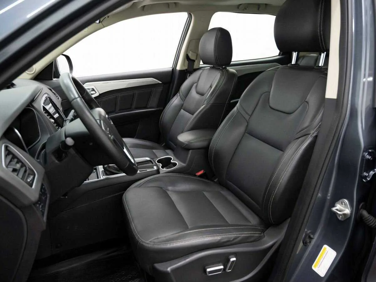 Geely Emgrand X7